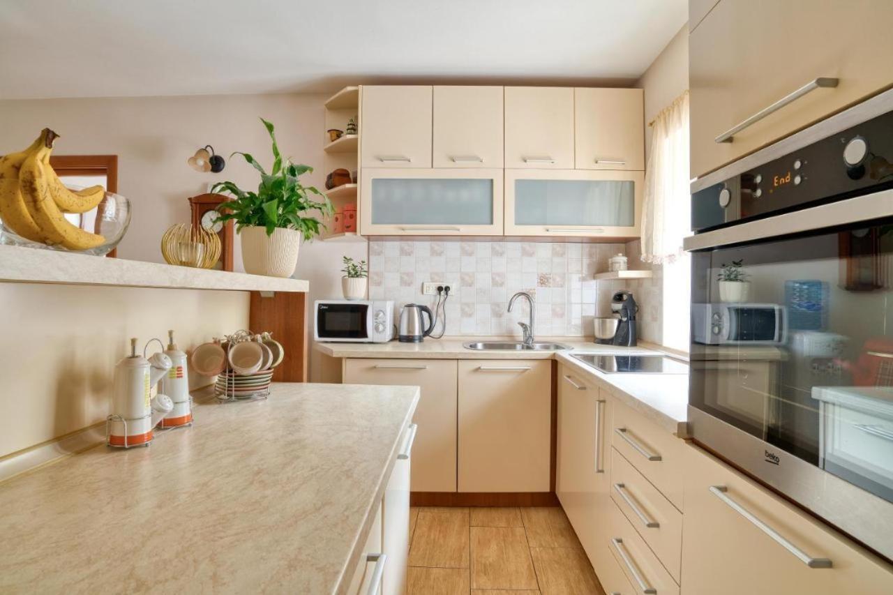 Underhill Royal View Villa Kotor Ngoại thất bức ảnh